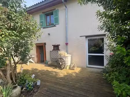 maison village