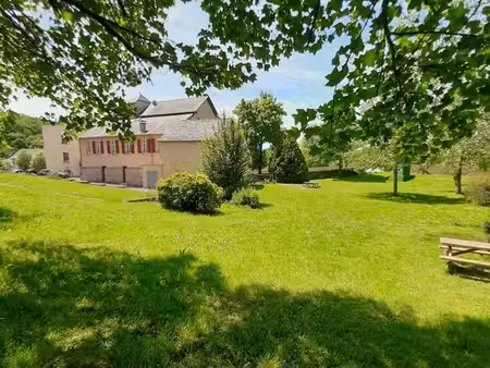 studio 19m2 (entièrement rénové)