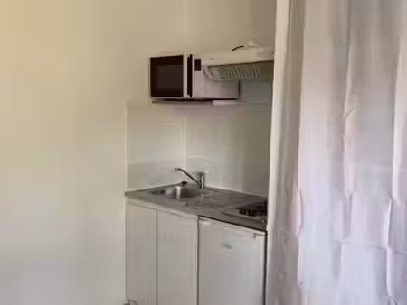 location meublée appartement 1 pièce 17 m² à villebon-sur-yvette (91140)  610 €