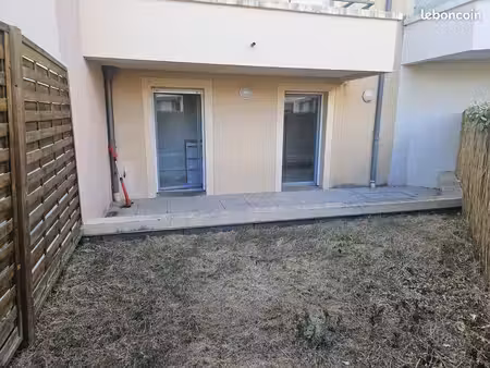studio 1 pièce 25 m²