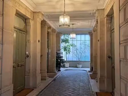 à louer – magnifique 2 pièces meublé – paris 17e – plaine monceau