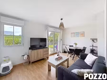 location appartement 3 pièces 53.35 m² à port-en-bessin-huppain (14520)  679 €