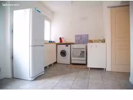 super t3 centre ville-mezanine vue sur notre dame de la garde