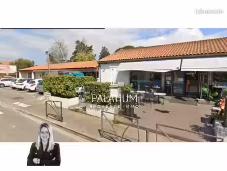 local commercial 300 m²