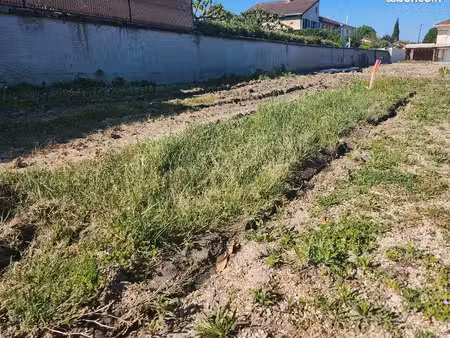 terrain 250 m² serezin du rhone