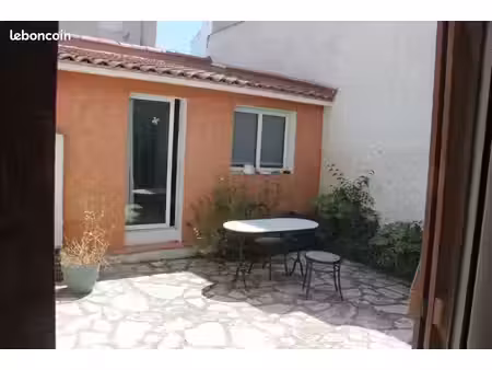 maison de ville avec cour 30 m2