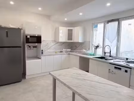 maison 6 pièces 140 m²