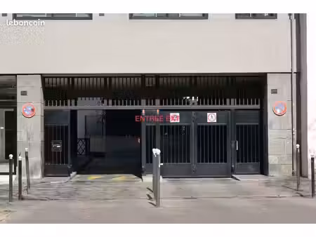 parking paris 16e. porte de st-cloud - av. de versailles. 1er sous-sol