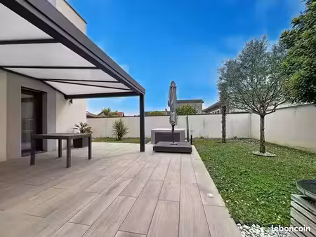 maison contemporaine clé en main – 4 chambres  toit-terrasse et prestations de qualité. 11