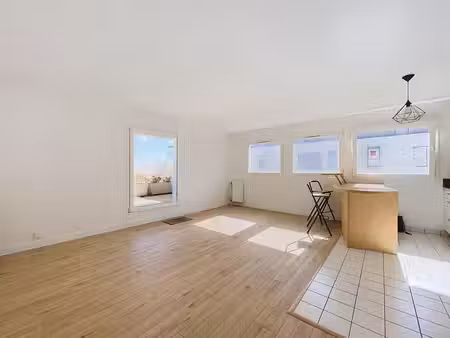 bel appartement de 48 m² avec terrasse de 35 m² – villaroy