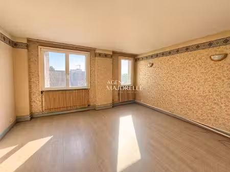 appartement 2 pièces laxou  petite copropriété  proche iut charlemagne.