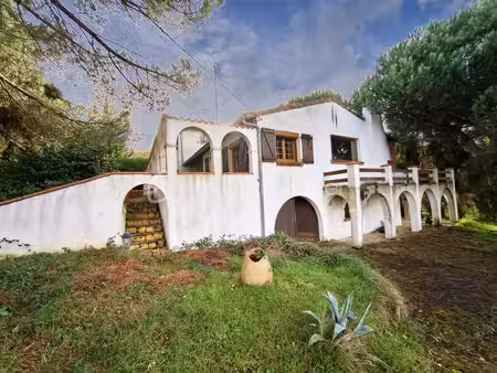 maison 3 chambres + bureau + garage - 5300 m² jardin