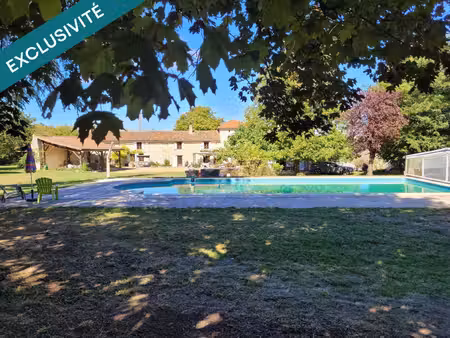 maison 9 pièces 320 m2