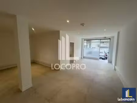 bureaux 70 m²