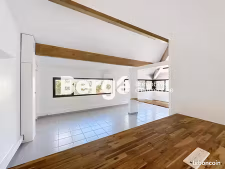 bureaux 98 m²