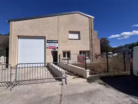 entrepot et bureau
