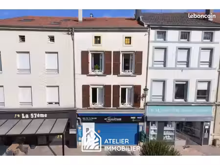 immeuble 7 pièces 200 m²