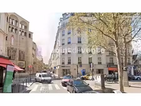 commerce beauté/coiffure 70 m²
