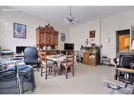 maison 6 pièces 121 m²