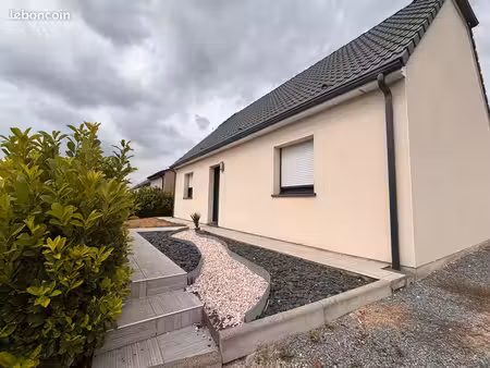 maison individuelle 2017 – 90 m² – 3 chambres – dpe b – 493 m² de terrain
