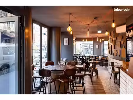 local commercial 124 m²