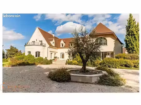 propriété 9 pièces 505 m²