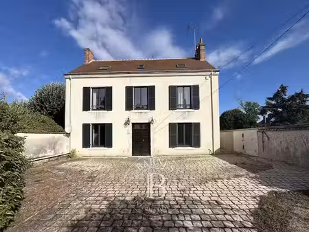 vente maison 8 pièces 190 m² à la chapelle-saint-mesmin (45380)  432 000 €