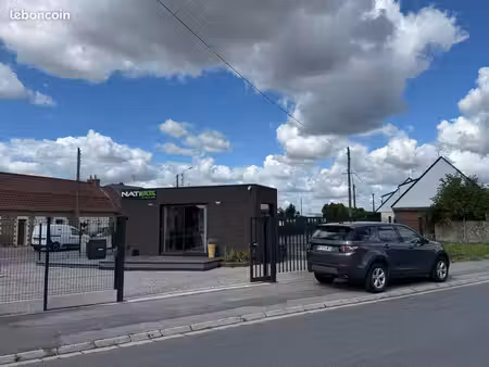 terrain commercial à développer avec bureau existant