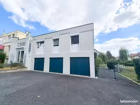 maison 6 pièces 121 m²