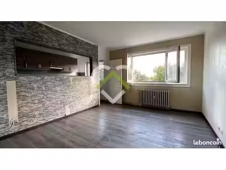 appartement 4 pièces 77 m²