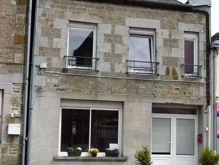 maison de bourg rénovée - briouze (gare 2h paris)