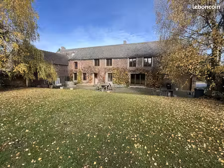 maison 10 pièces 244 m²