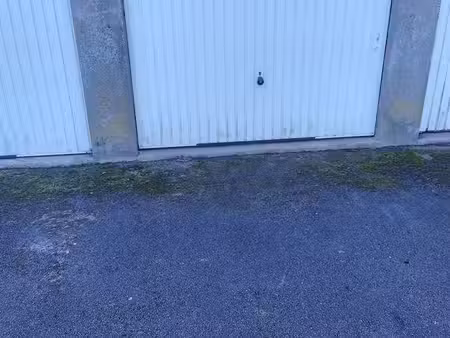 garage à louer le portel