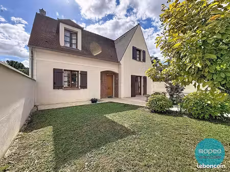 maison 6 pièces 146 m²