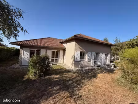 maison 8 pièces 201 m²