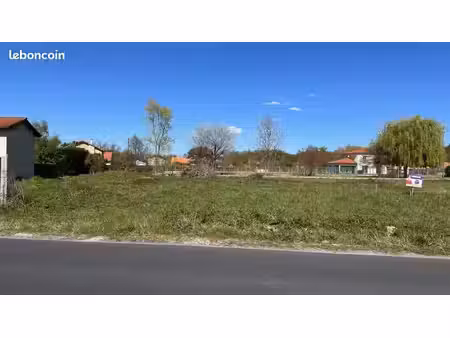 terrain 1559 m² lezoux