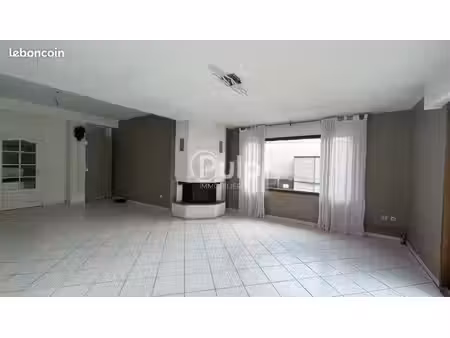 maison 7 pièces 146 m²