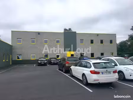 bureaux 300 m²