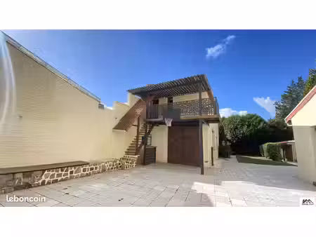 maison 4 pièces 146 m²