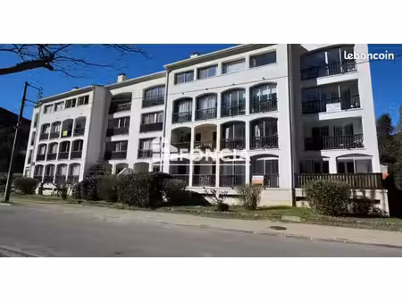 t1 bis rénové avec parking et loggia