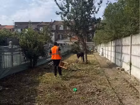 garage avec place de parking et jardin lille