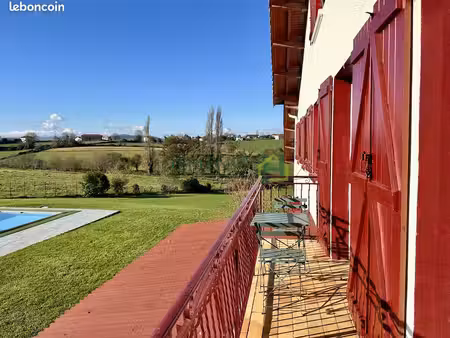 propriété 12 pièces 311 m²