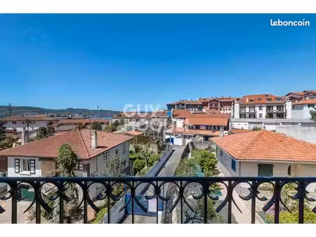 appartement 1 pièce 27 m²