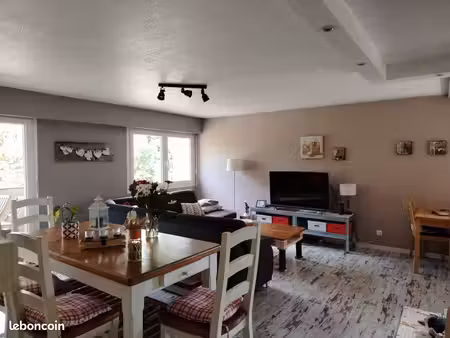 appartement de 89m2 / 4 pièces avec garage
