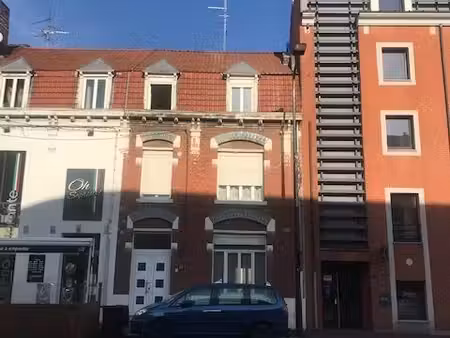 bureaux 37 m² lens