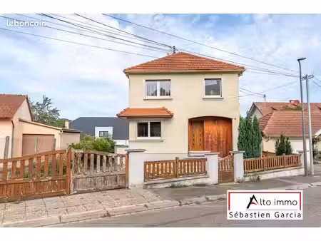 maison 4 pièces 82 m²