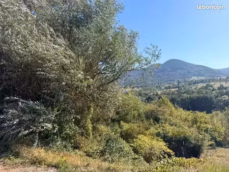 terrain 783 m² ville