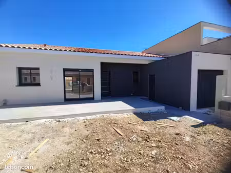 villa 4 pièces 90 m²