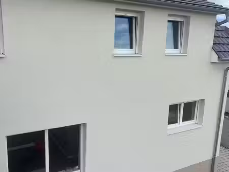 t.3 avec terrasse et jardin