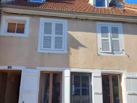 immeuble 196 m² givry